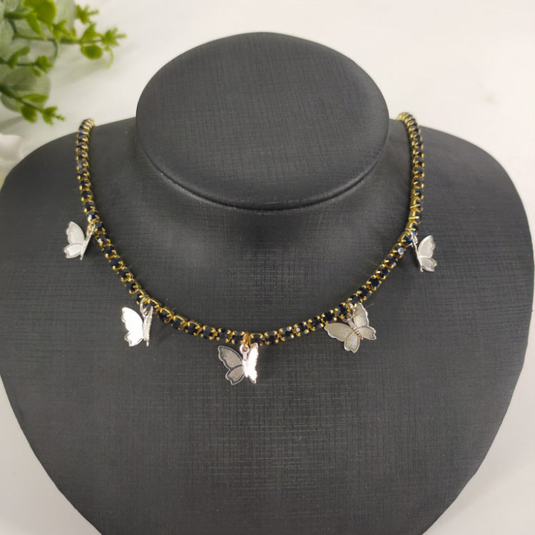 2025 ins Popular trade rhinestone chain copper butterfly necklace female pendant neck chain Popular trade chocker fb1030