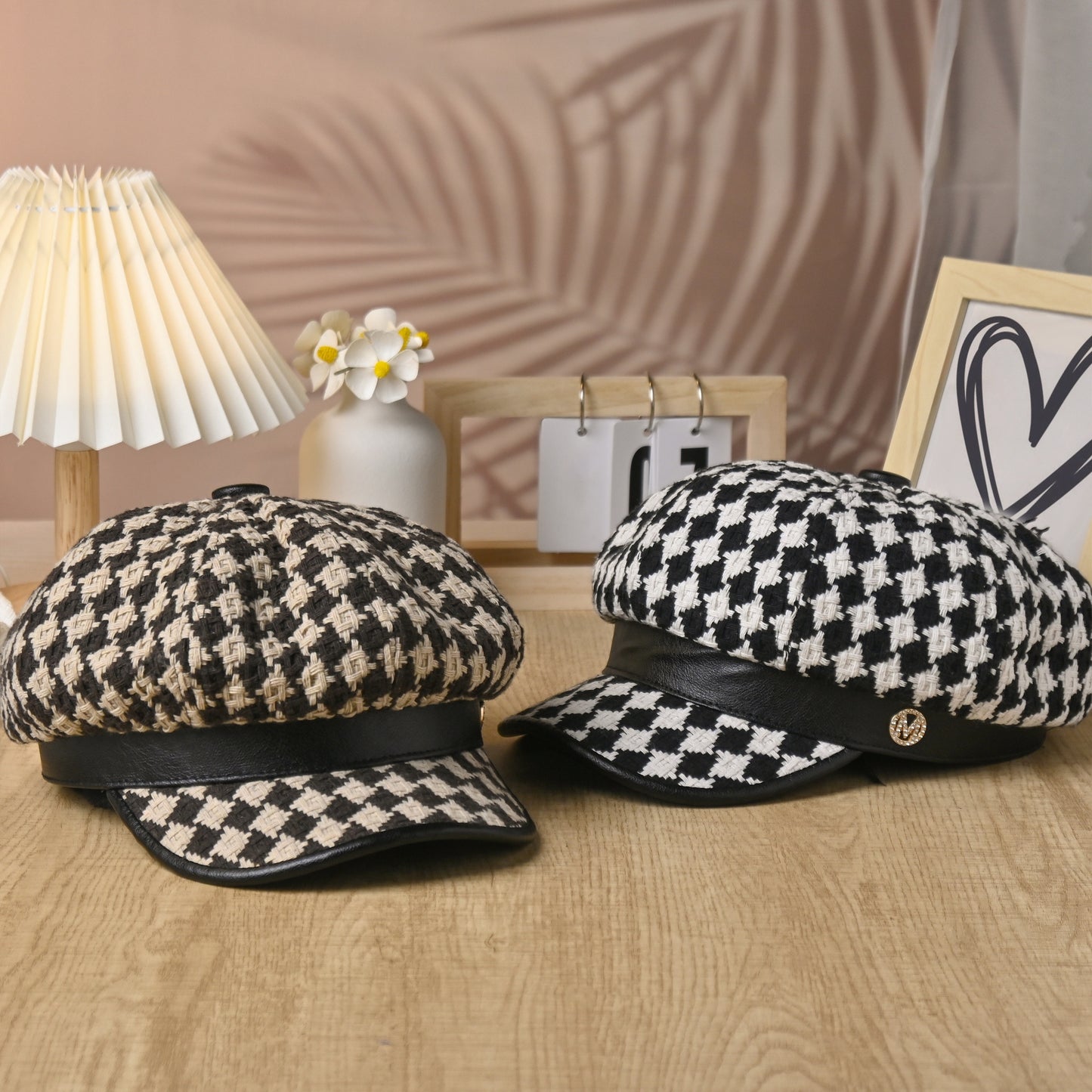 Classic Chic Houndstooth Beret Hat - French Flair, Color Block Trendsetter - Vintage Newsboy Painter Cap for Fashion-Forward Women