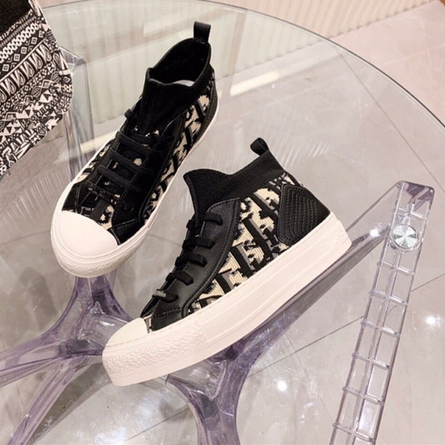 xiangtuibao Autumn Winter New Designer Flat Bottom Women Shoes Letter Pattern Sneakers Shoes Knitted Stretch Correct Vulcanized Shoes