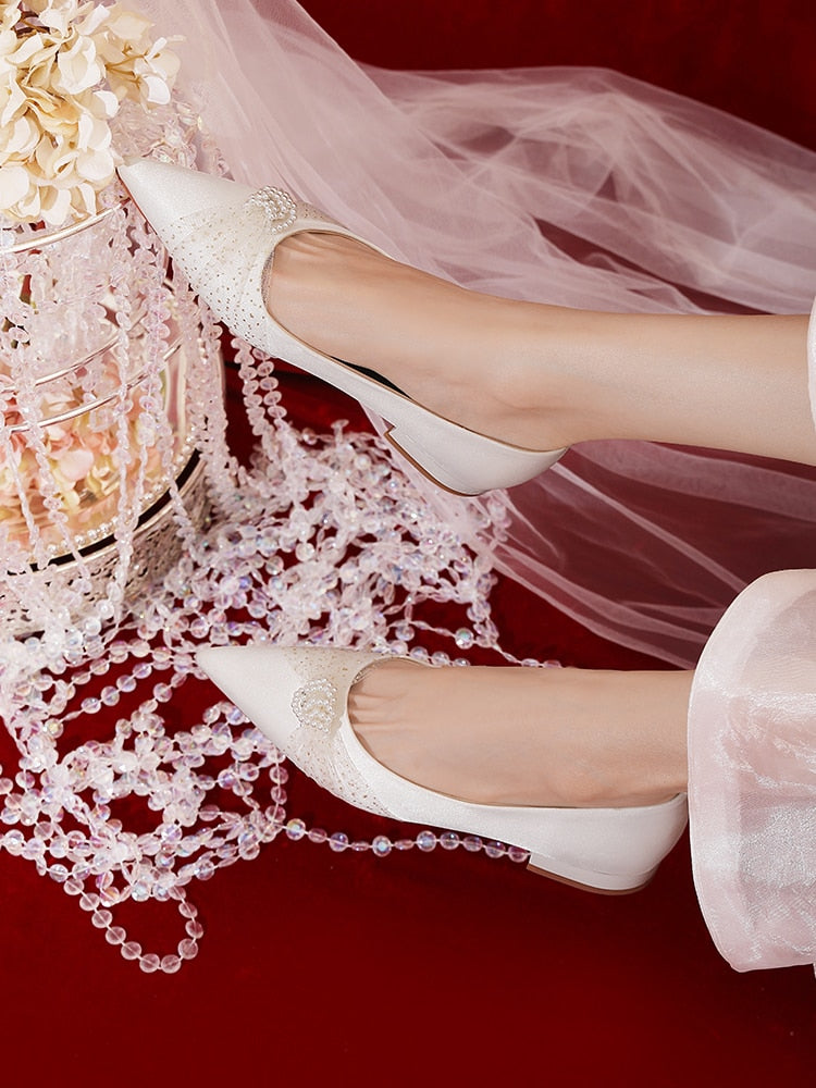 xiangtuibao Minority French Wedding Shoes Flat Bottomed New Bride Shoes White Satin Wedding Dress Shoes Women's Flat Heel Shoe