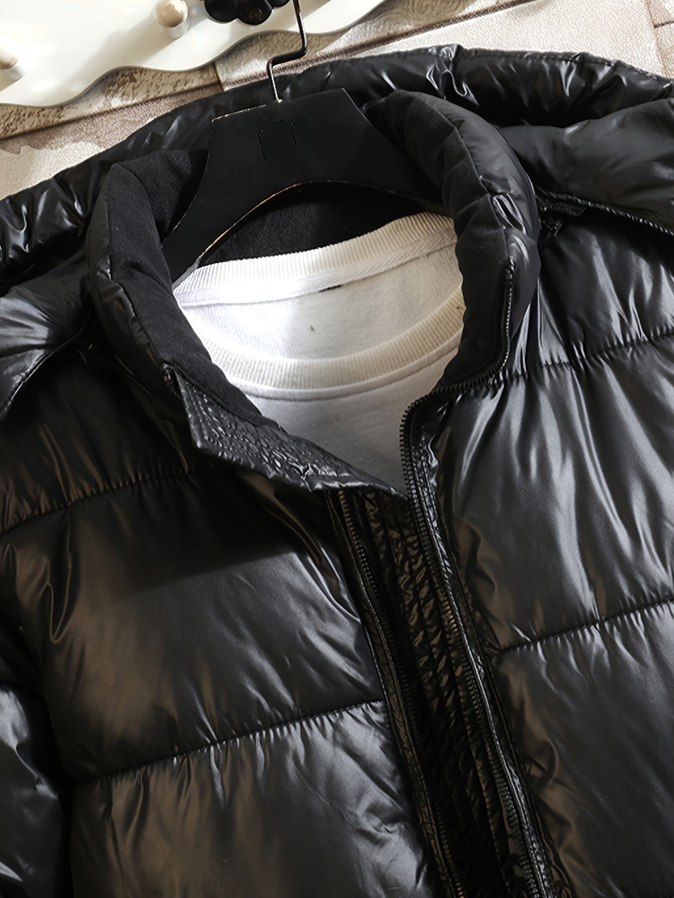 Stylish Men's Breathable Puffer Coat - Water-Resistant, Zip-Up, Long Sleeve, Warm Hooded, Multiple Pockets - Perfect for City Walk, Street Hanging, Winter Outdoor Activities, Casual Wear - Consider Ordering One Size Larger for Best Fit