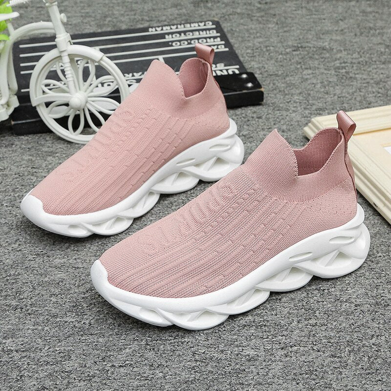 Breathable Knit Platform Women's Sneakers Summer Non-slip Casual Sports Shoes Ladies Slip on Soft Sole Sneaker Shoes Flats