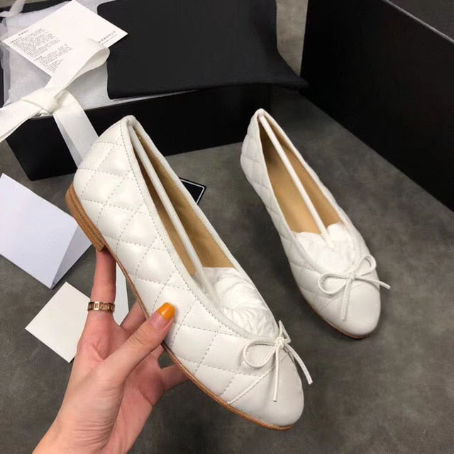 xiangtuibao New Breathable Flats Luxury Designer Leather Shoes Big size women's shoes 35-42 Elegant Comfortable Lady Work Party Shoes