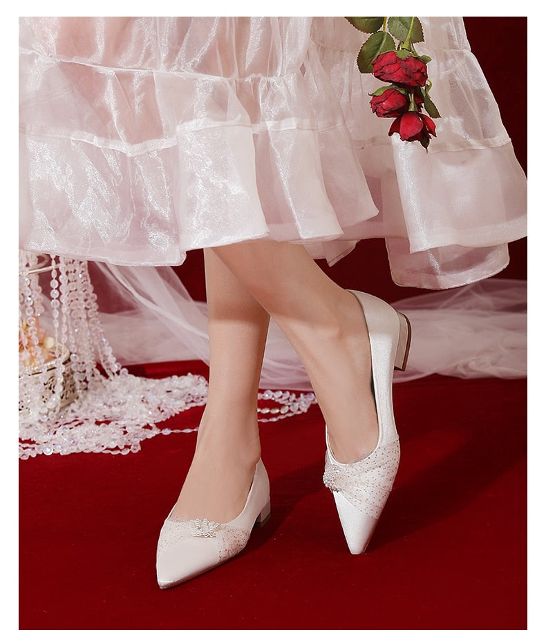 xiangtuibao Minority French Wedding Shoes Flat Bottomed New Bride Shoes White Satin Wedding Dress Shoes Women's Flat Heel Shoe