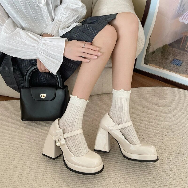 xiangtuibao Platform High Heels Pumps Women Patent Leather Black White Mary Jane Lolita Shoes Woman Pearl Bowtie Buckle Party Shoes