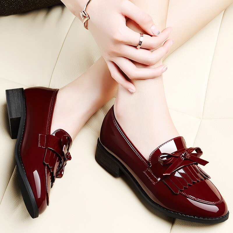 xiangtuibao Patent Leather Shoes Women's British Style Women's New Spring Autumn Soft Bottom Ladies Mid-heel Soft Leather Low Heel