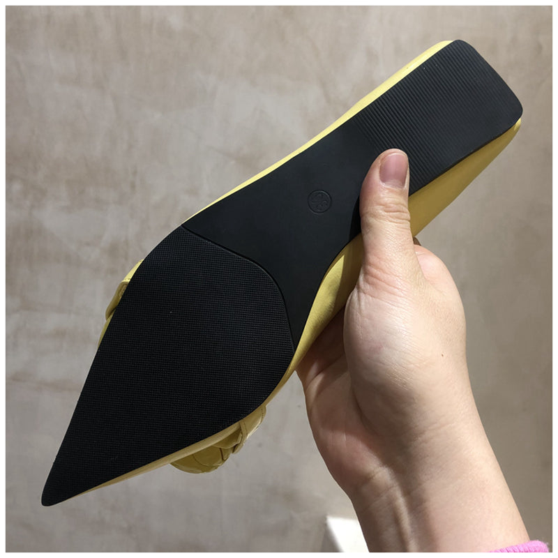 xiangtuibao Brand Design Chain Buckle Flat Shoes Women Flat Heel Ballet Pointed Toe Slip On Female Ballerina Casual Loafers