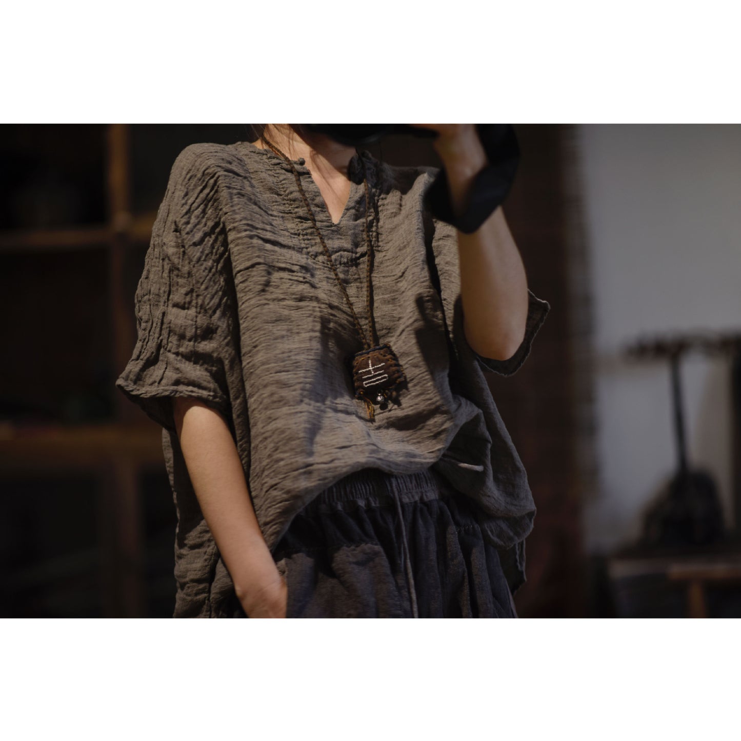 2025 23/6 Movie/Literary and retro texture yarn-dyed linen pullover stand-up collar buckle loose shoulder shirt