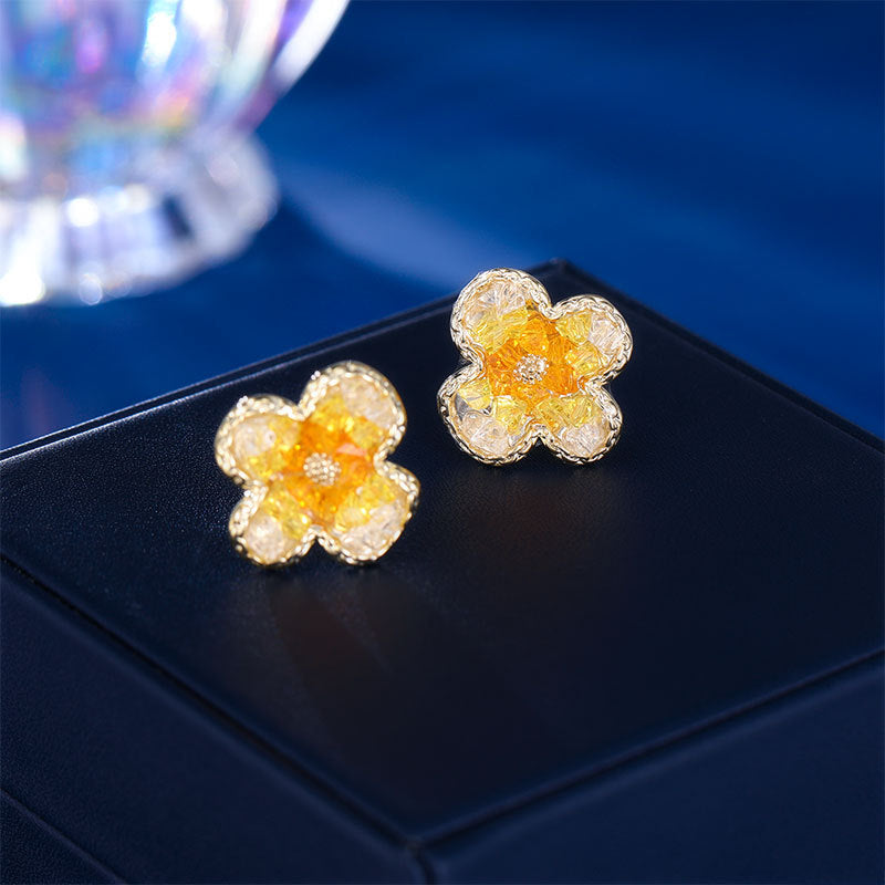 2025 S925 Silver Needle Small Fresh Mori Earrings Summer Versatile Earrings Female Sweet Temperament Earrings Crystal Flower Earrings