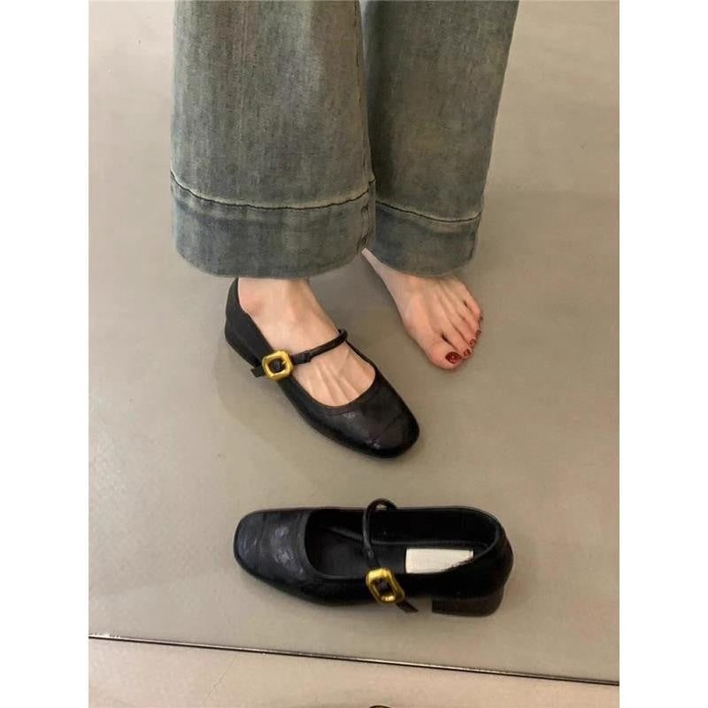 2025 Xiaoxiangfeng high sense word with commuting single shoes women's spring and autumn grandma shoes Doudou shoes ladyshoes thick heel