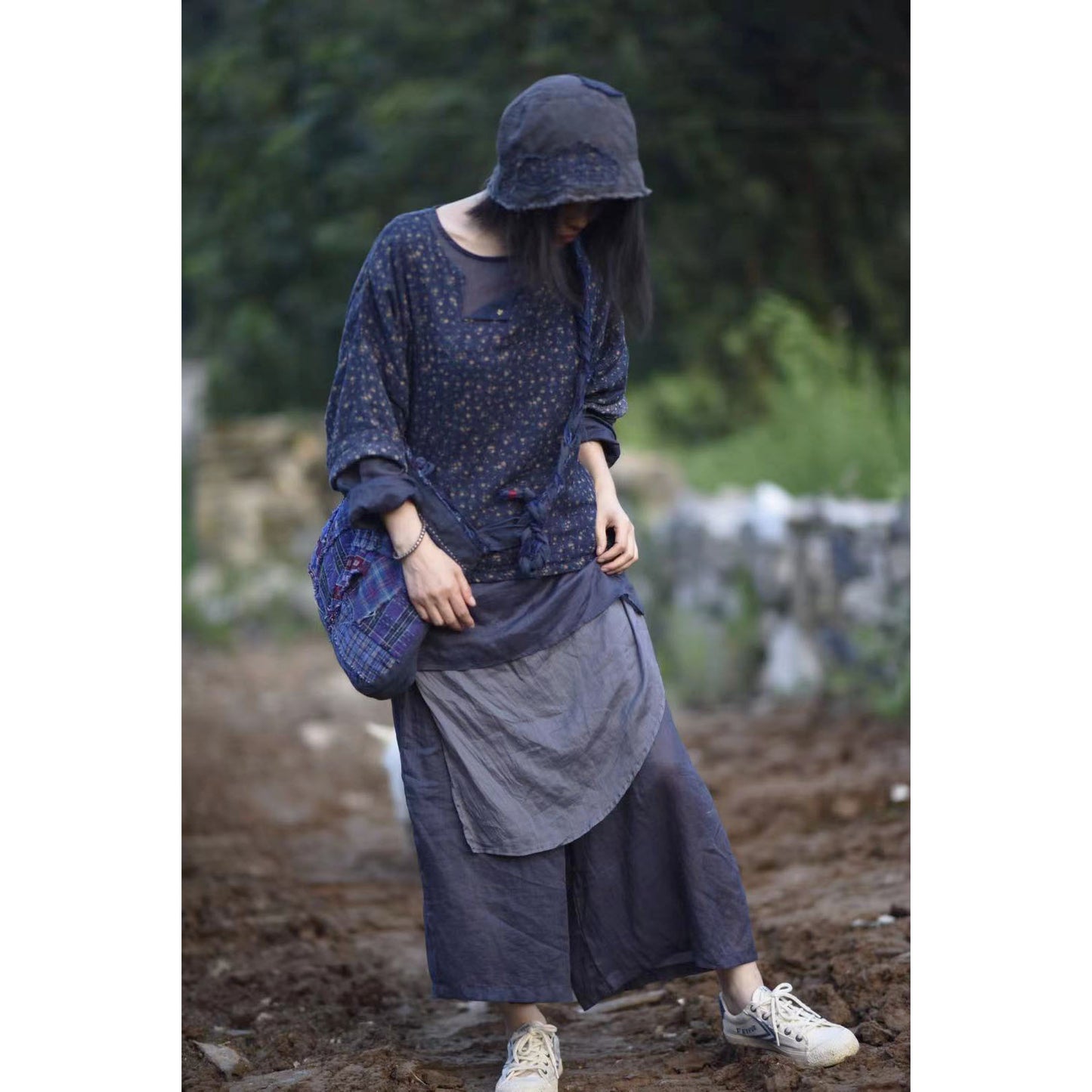 2025 21/7 Xiaoqi, early autumn new literary and retro double-layer cotton printing loose round neck half-open pullover short shirt