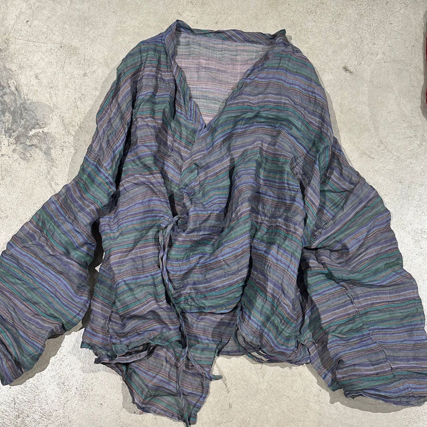2025 250331/Small fish ramie flapper strap spring and summer retro cardigan sunscreen shirt