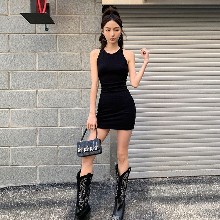 2025 Advanced sense imperial sister sexy neck big halter suspender dress women's summer temperament chic hip wrap small black skirt