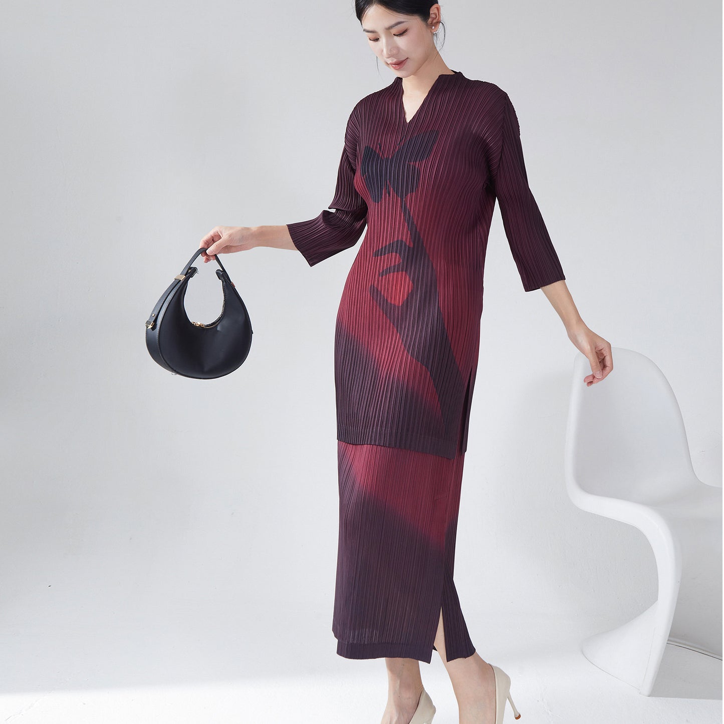 2025 Fashion Suit Women's Two-piece Suit High-end Retro Printed Medium and Long T-Shirt Top Split Skirt Autumn