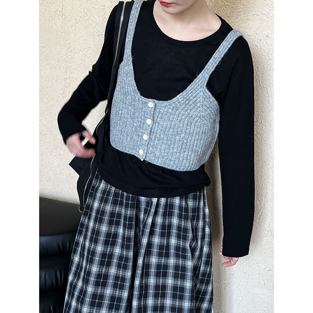 Luxi short outer chest-wrapped vest women's popular autumn ins fashion sweet and spicy knitted small suspender vest ss519