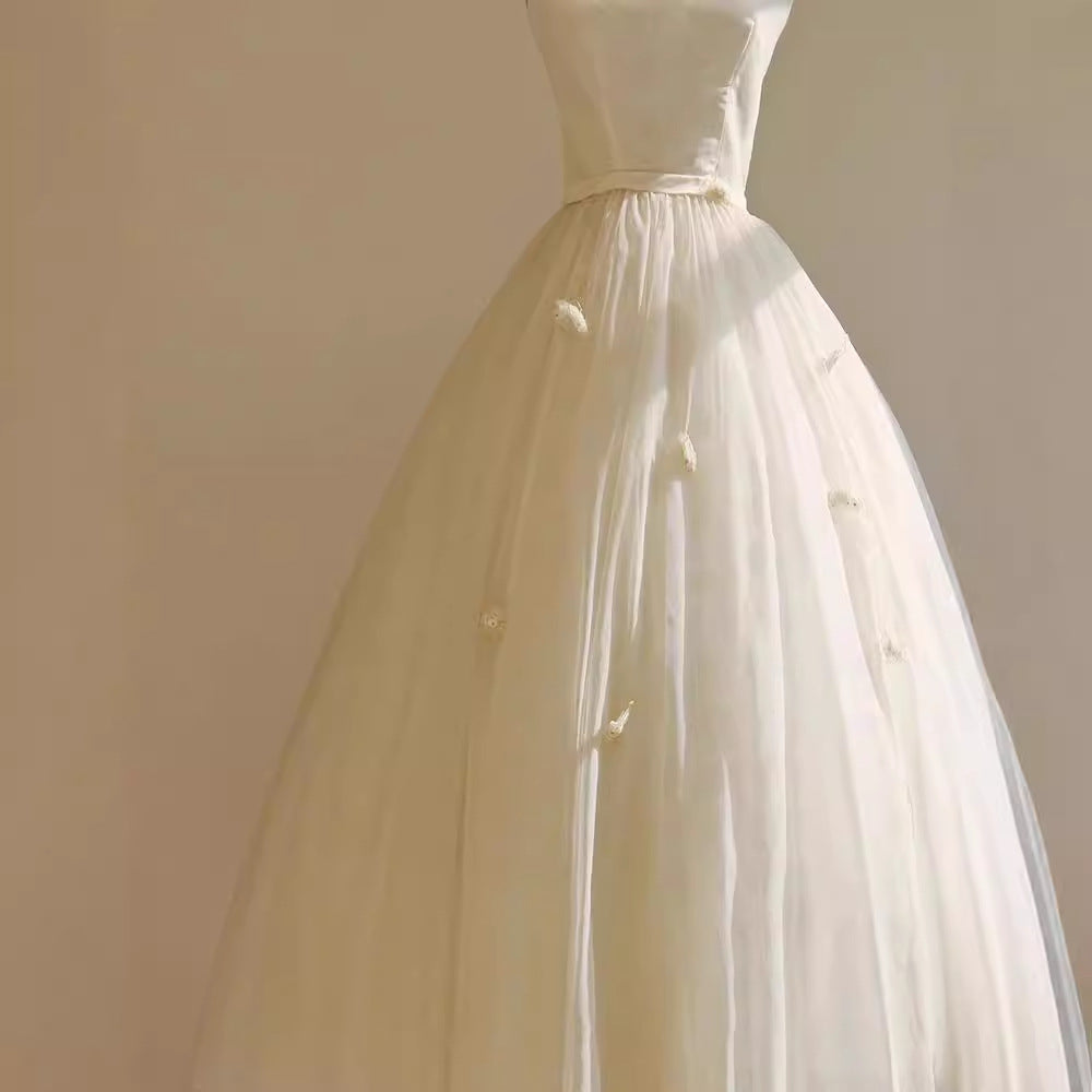 2025 light wedding dress bride small simple suspender collar small white dress retro super fairy temperament engagement dress