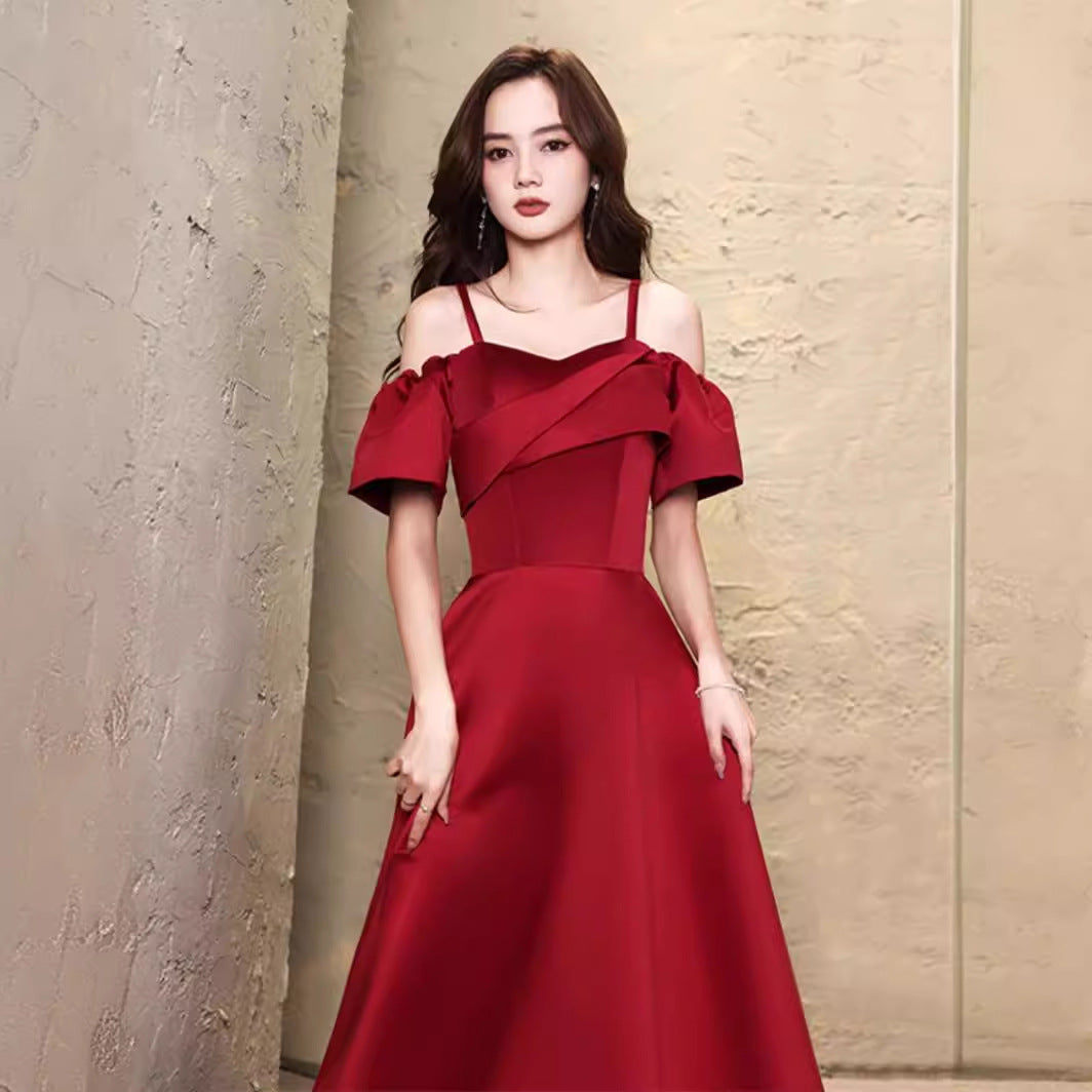 2025 Toast clothes new bride red engagement dress high sense suspender wedding small evening dress women