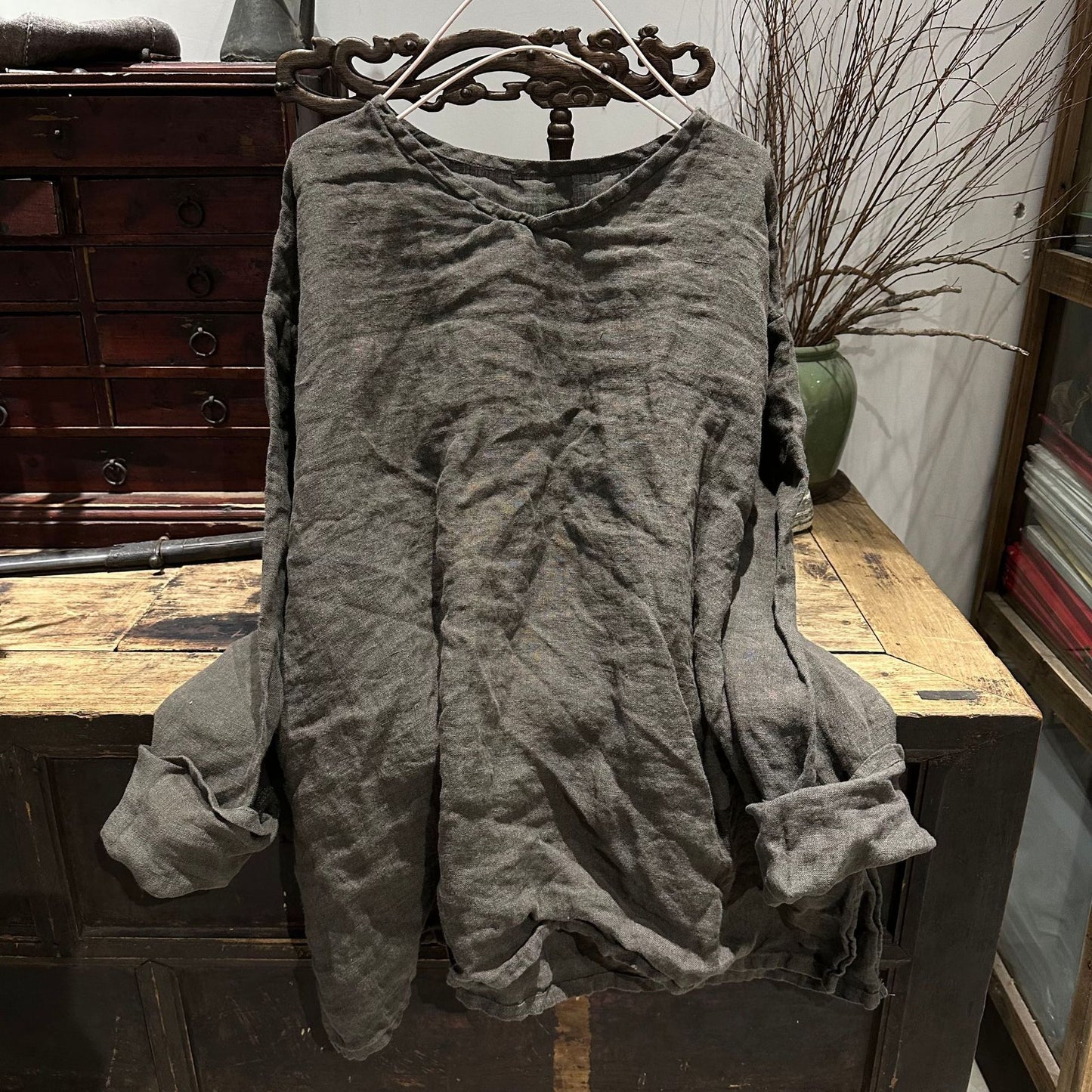 2025 23/2 Xiaonuan, spring literary and retro washed old linen v-neck pullover shoulder shirt