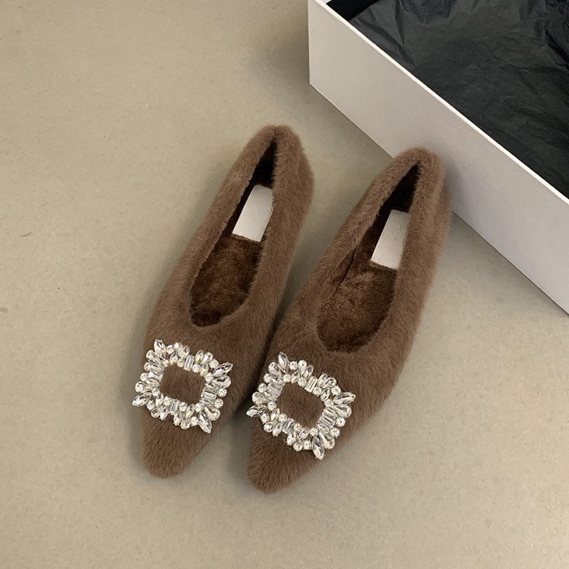 2025 Flat-bottomed pointed rhinestone single shoes that cycle in love! Korean version of temperament wears hairy shoes for women