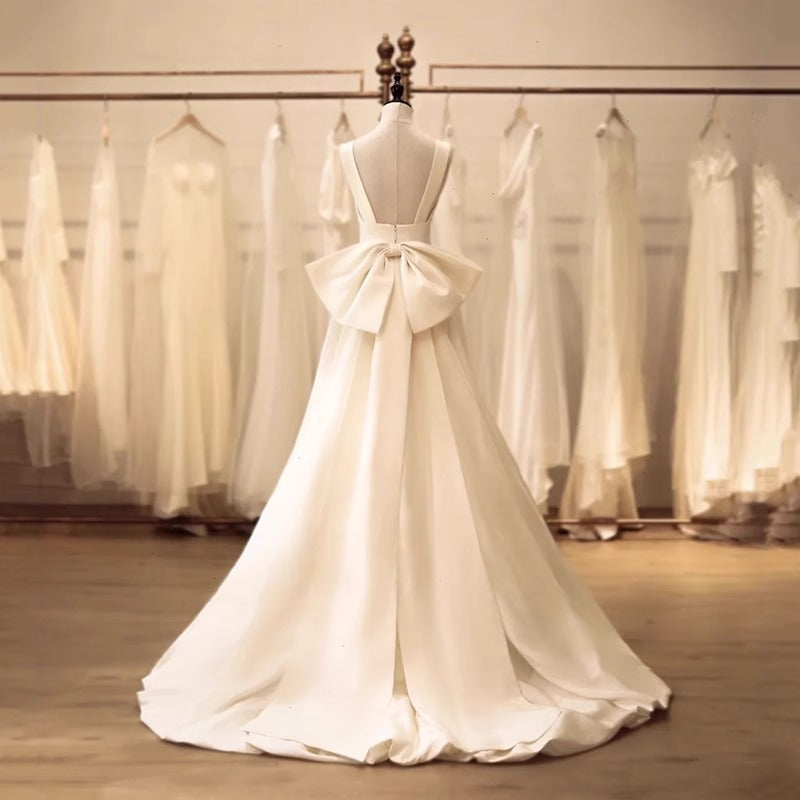 2025 Satin light wedding dress Bridal simple suspender satin backless super fairy go out Sansen welcome Hepburn dress