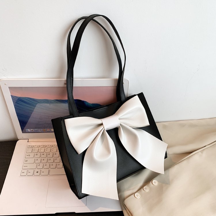 XIANGTUIBAO Spring New Fresh Sweet Beauty Shoulder Messenger Bag Fairy Style Bow Portable Fashionable Small Square Bag