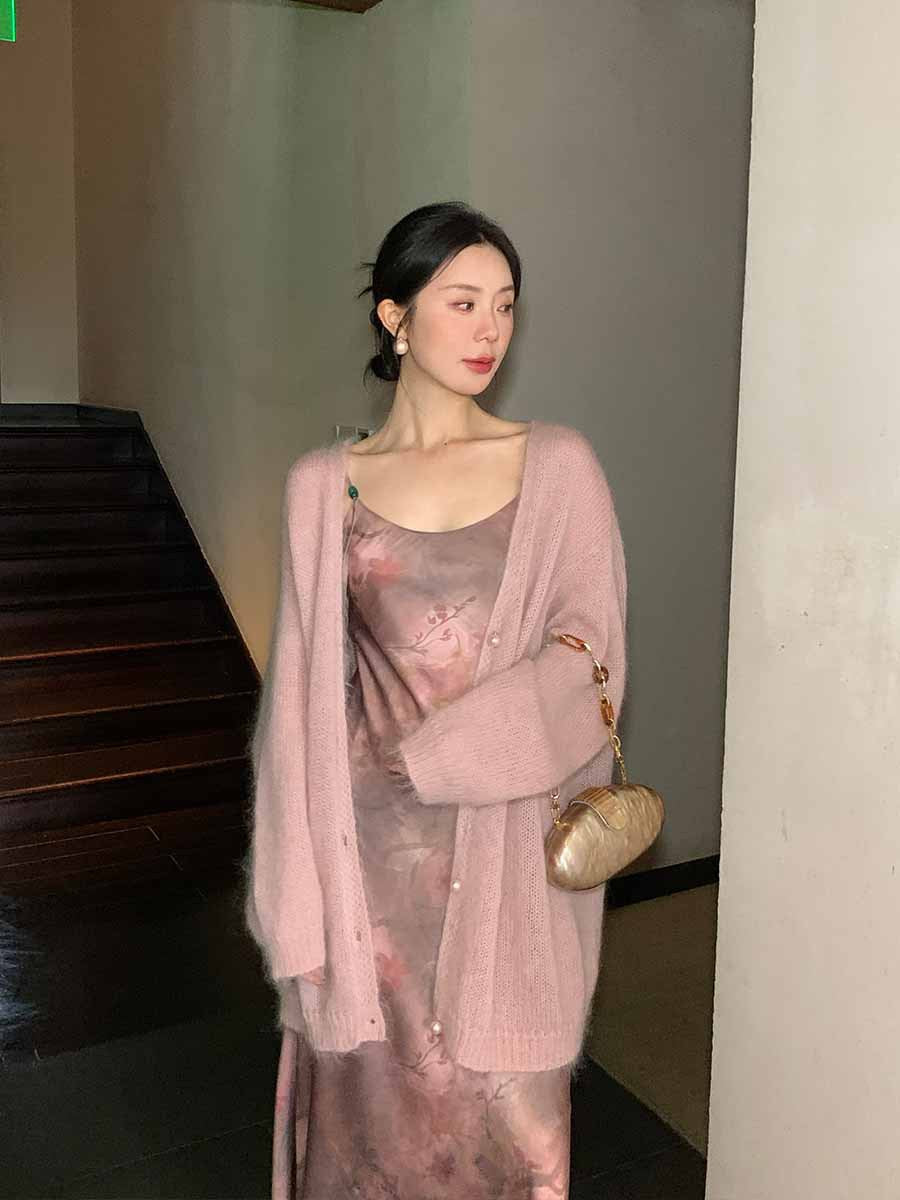 2025 Thirteen Lines popular Autumn New Korean Edition Mohair Knitted Cardigan Versatile Sunscreen Blouse 23228