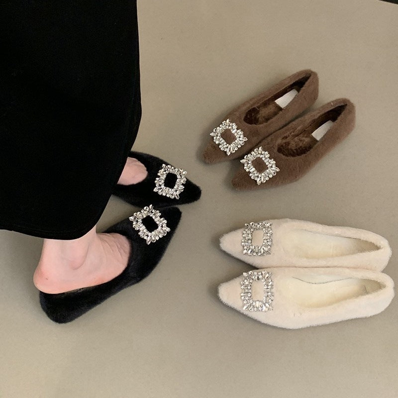 2025 Flat-bottomed pointed rhinestone single shoes that cycle in love! Korean version of temperament wears hairy shoes for women