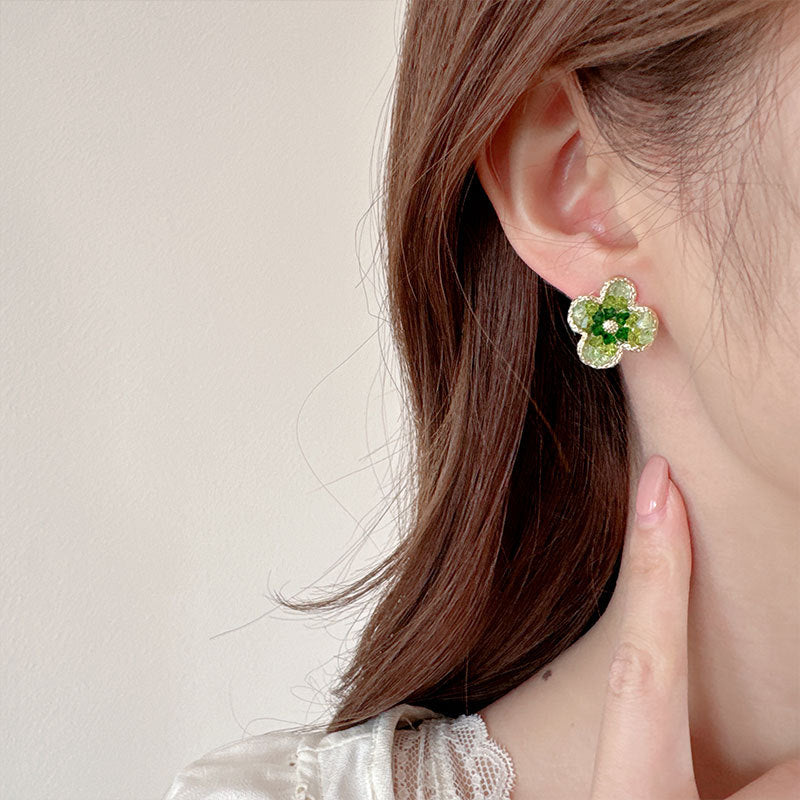 2025 S925 Silver Needle Small Fresh Mori Earrings Summer Versatile Earrings Female Sweet Temperament Earrings Crystal Flower Earrings