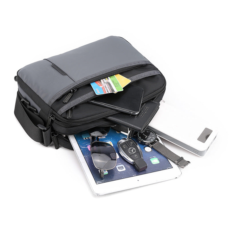 XIANGTUIBAO Wholesale New Men's Lightweight Shoulder Bag Business Casual Simple Travel Backpack Trendy Horizontal Men's Messenger Bag