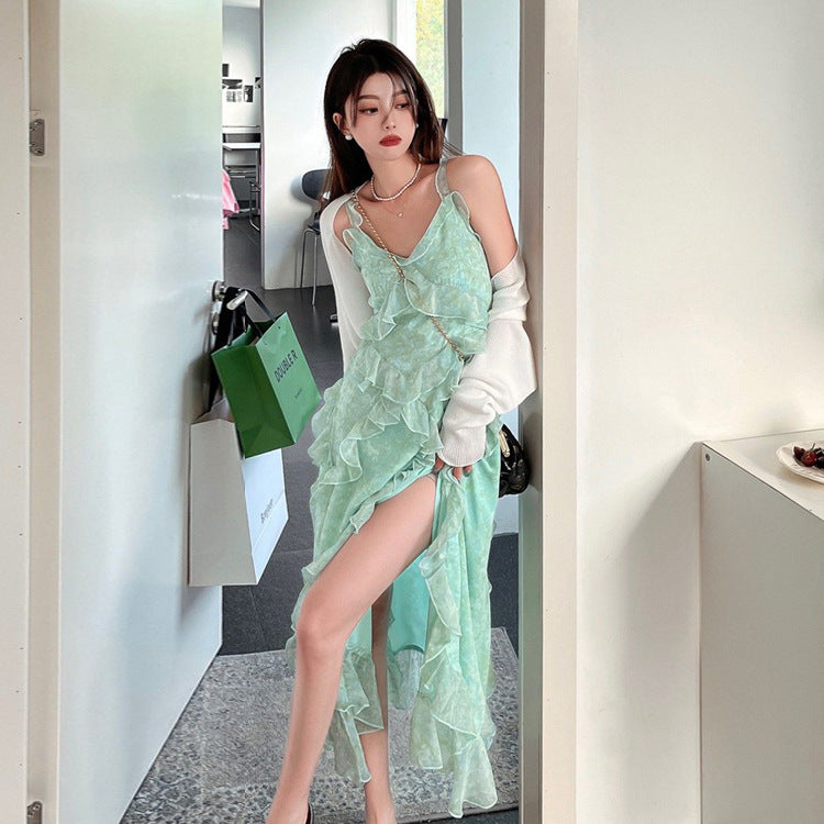 2025 Super fairy gentle green field rose floral dress travel skirt women's medium and long 2025 spring and summer new suspender dress