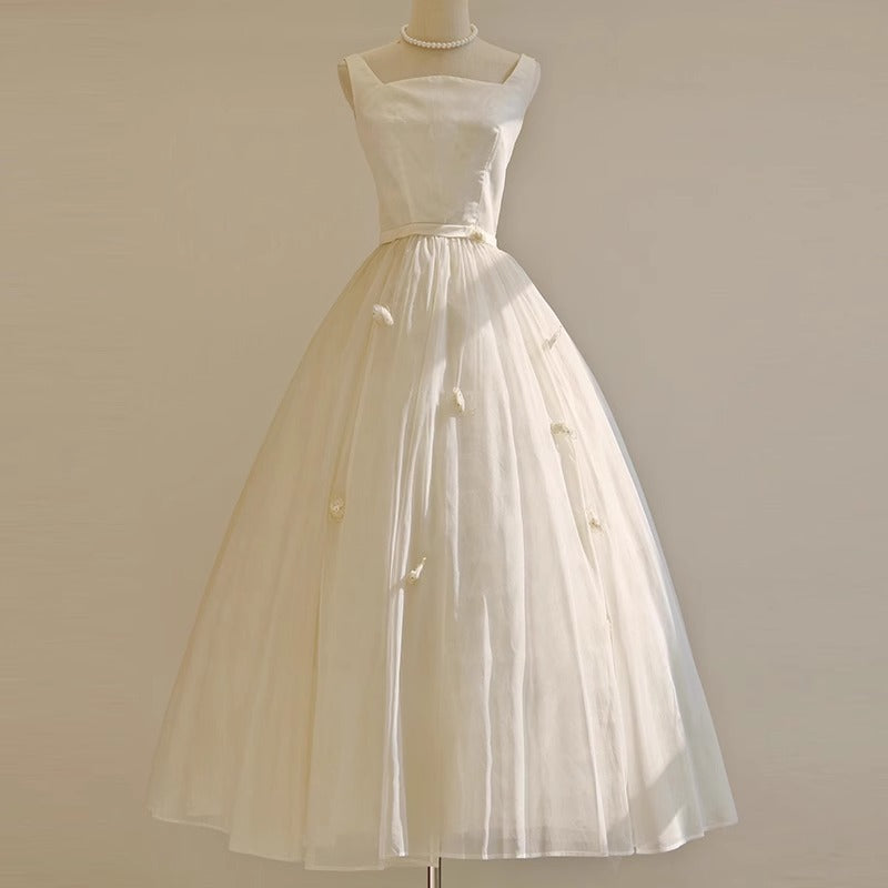 2025 light wedding dress bride small simple suspender collar small white dress retro super fairy temperament engagement dress