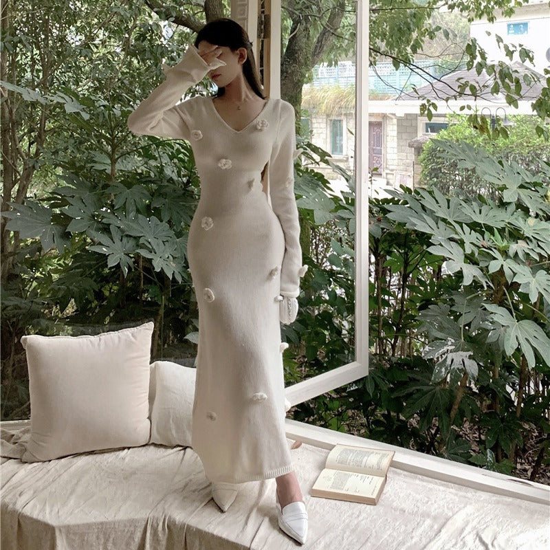 2025 Handmade crochet women's taste beautiful temperament woolen dress women's autumn and winter gentle wind temperament thin knee dress