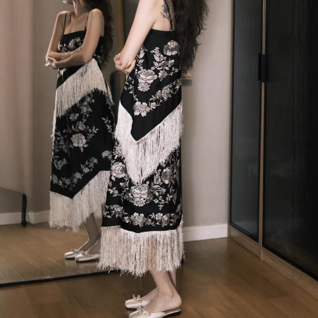 2025 retro fringed skirt vintage temperament high sense summer new dress women