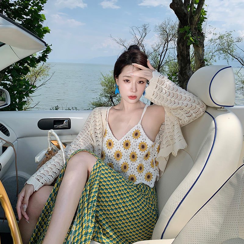 2025 Hollow knitted cardigan women's spring and summer thin slightly transparent long-sleeved sweater jacket crew neck air-conditioning shirt sunscreen top