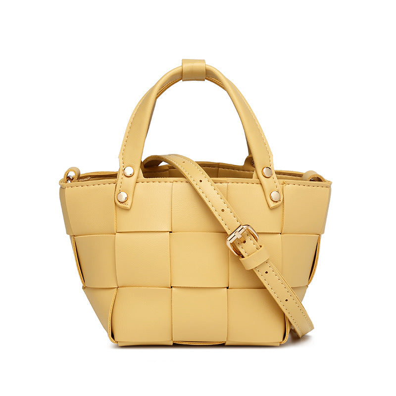 2025 Bag Autumn Women's popular Woven Bucket Bag Textured Vegetable Basket Bag Niche Versatile Casual Mother and Child Handbag