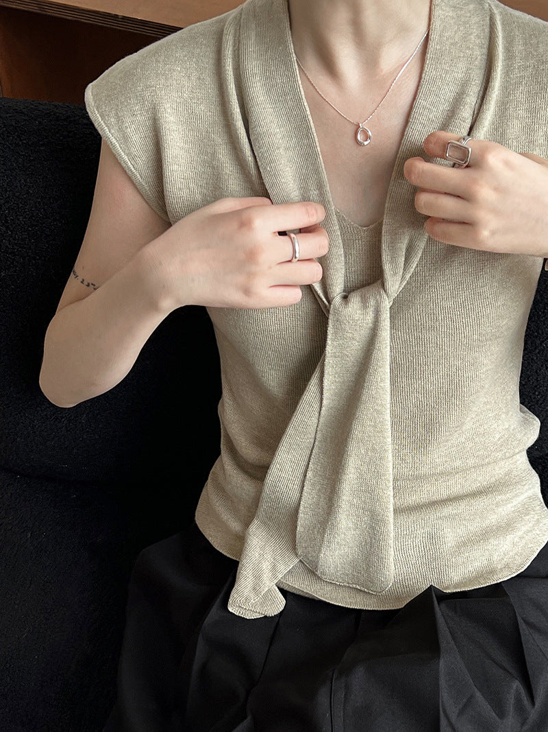 Luxi, Korean version of the design with shawl V-neck short-sleeved T-shirt knitted sweater women's popular autumn shirt top ss552