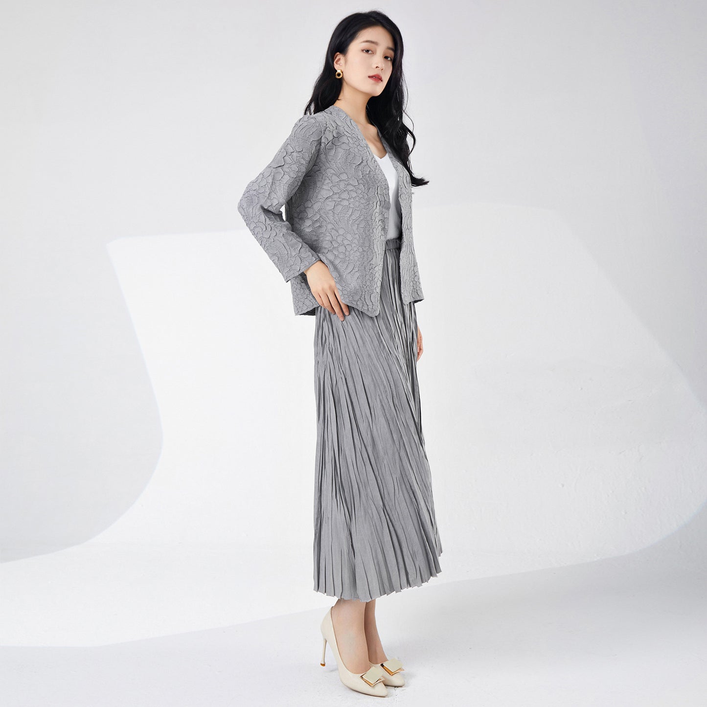 2025 High-end women's clothing suit skirt spring women's design cardigan jacket medium and long skirt versatile pleated two-piece set