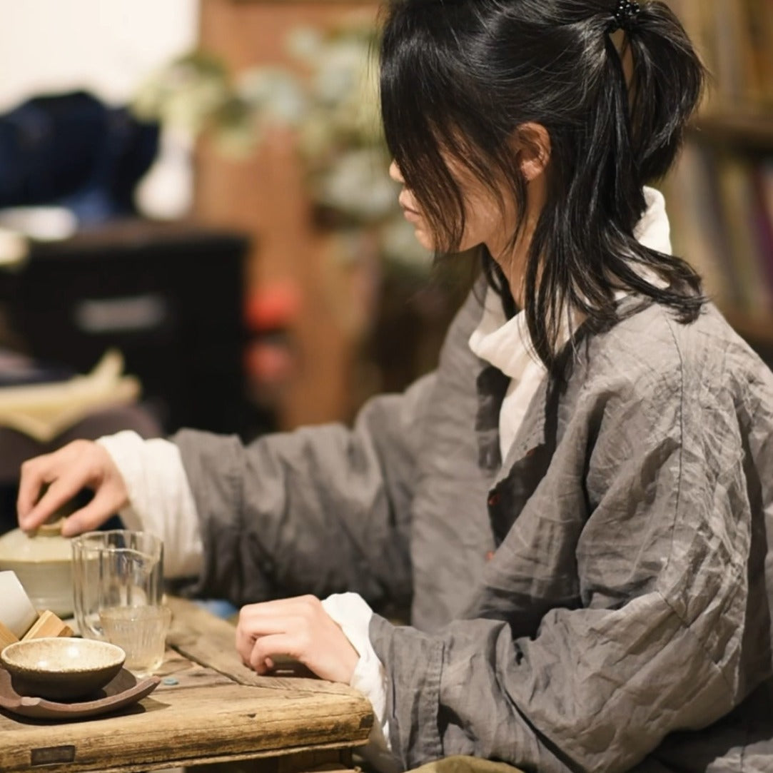 2025 22/12 Xiaoqiu, early spring literary and retro ramie cardigan collarless button-down shoulder shirt