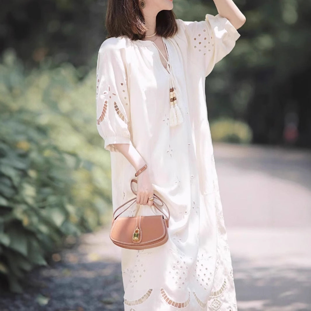 2025 gentle wind white hollow dress women's spring new bohemian niche design skirt