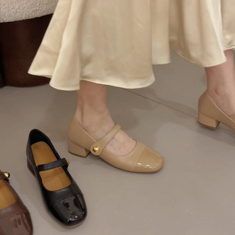 2025 Spring and Autumn Gentle Square Head Middle Heel Velcro Thick Heel Mary Jane Small Leather Shoes Japanese JK Single Shoes Women