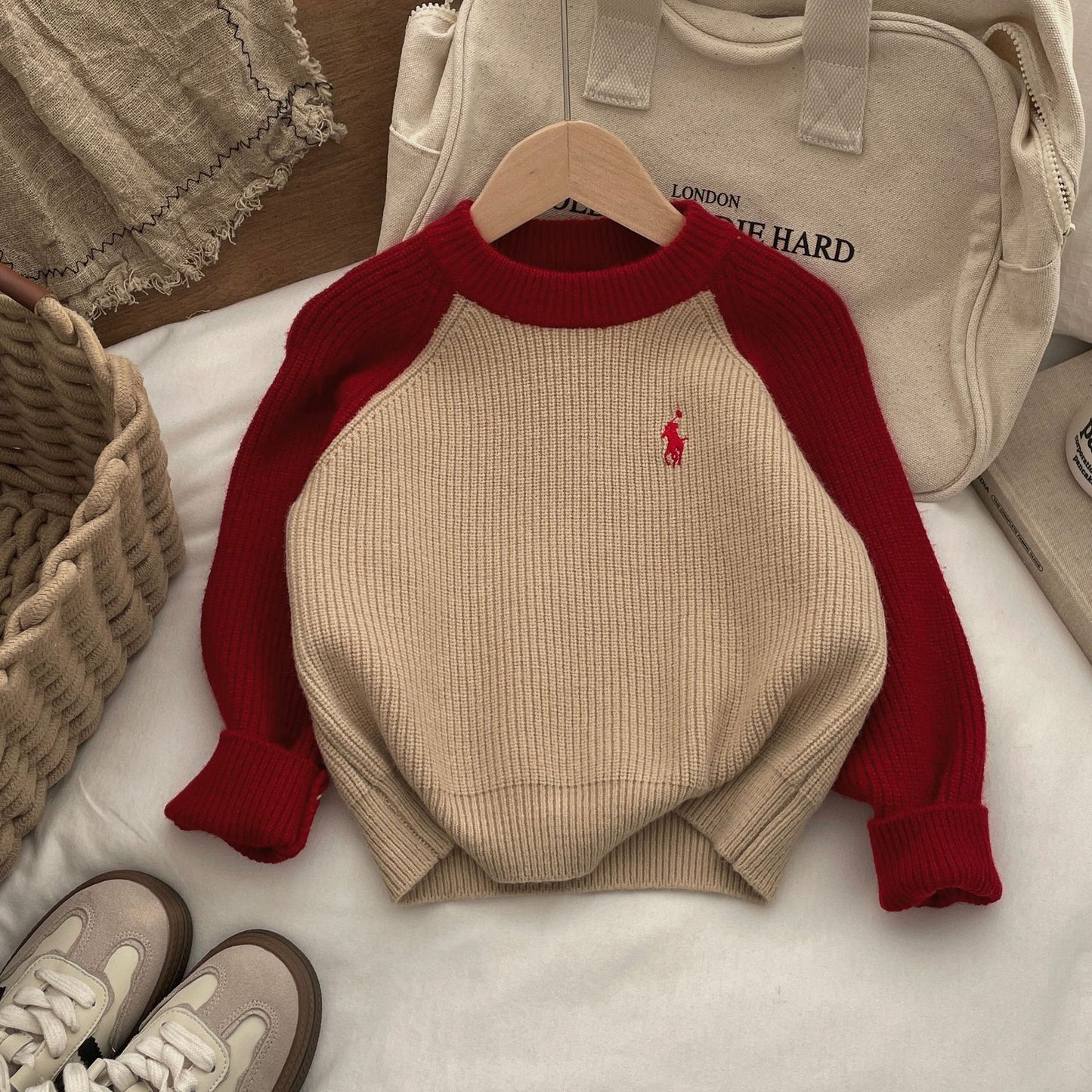 2025 autumn and winter new children's knitted sweaters boys and girls color matching crew neck sweater Korean version thickened pullover sweater tide