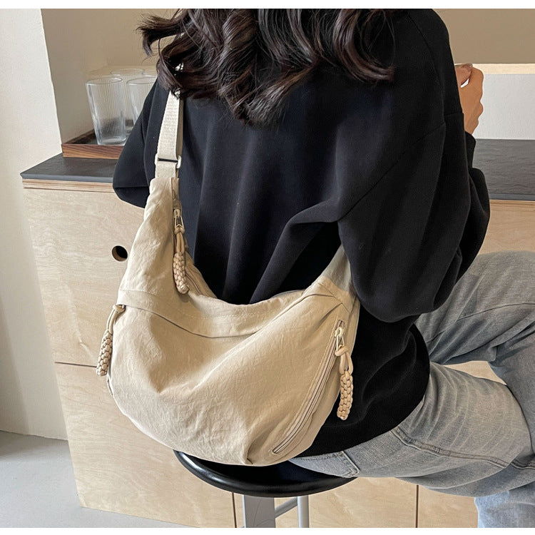 XIANGTUIBAO Spring New All-Match Shoulder Bag Travel Messenger Bag Washed Wrinkled Nylon Retro Casual and Lightweight Dumpling Bag
