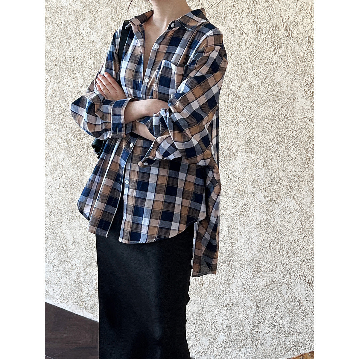 Luxi, retro lazy plaid shirt women's summer long-sleeved loose trend fashion light and thin sunscreen shirt 8682