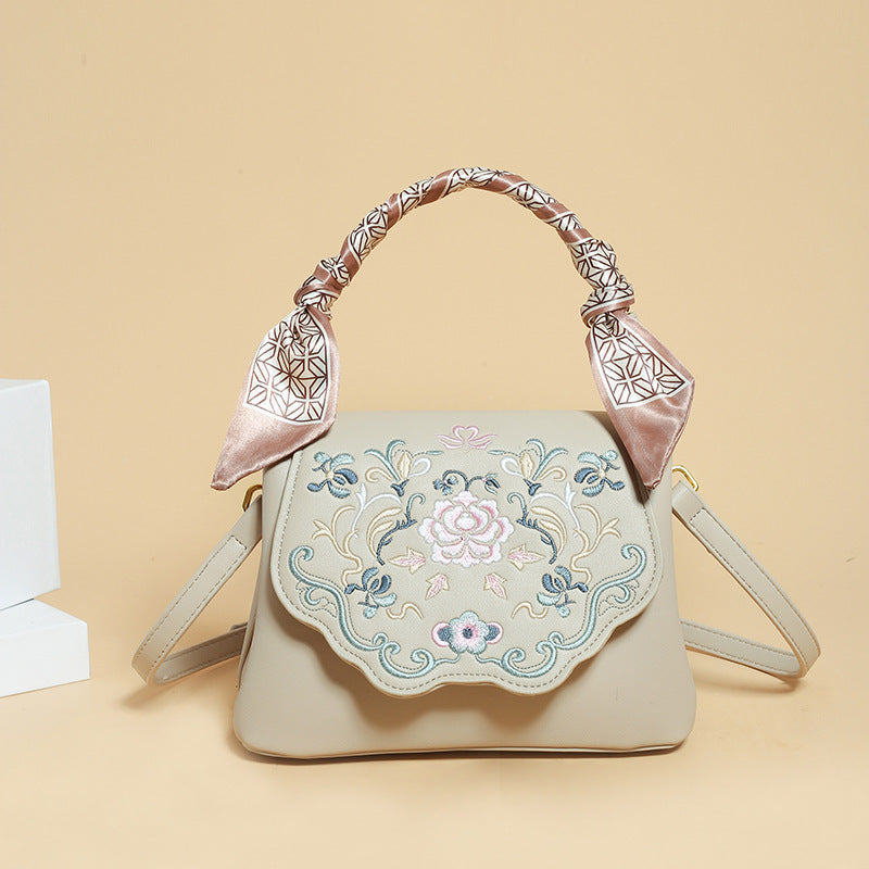 2025 Bag autumn women's popular new fashion Chinese style embroidery literary messenger bag niche high-end shoulder bag women