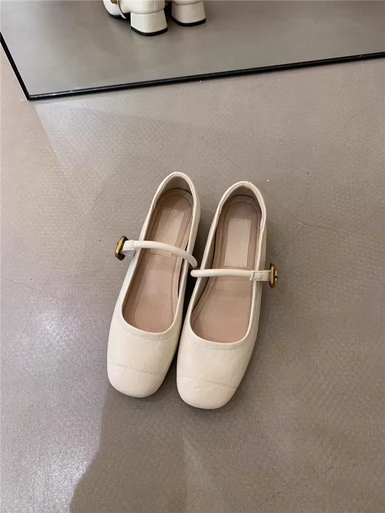 2025 Xiaoxiangfeng high sense word with commuting single shoes women's spring and autumn grandma shoes Doudou shoes ladyshoes thick heel