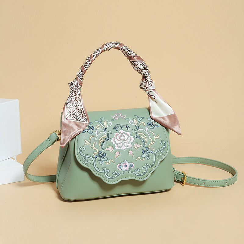 2025 Bag autumn women's popular new fashion Chinese style embroidery literary messenger bag niche high-end shoulder bag women