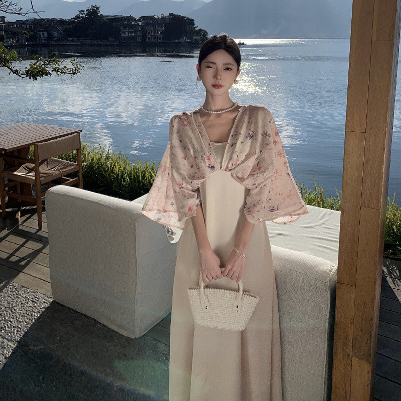 2025 court style retro long dress women's high-end sense splicing coffee break skirt temperament Muse beautiful holiday style dress