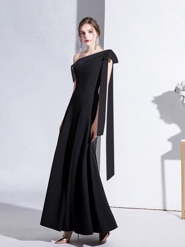 2025 Black evening dress women's spring new one-shoulder celebrity temperament banquet dress slim long daily dress