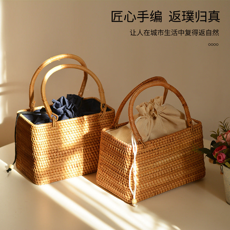 XIANGTUIBAO Vacation Style Handmade Pastoral Style Cabas Storage Picnic Travel Baskets Hand-Woven Rattan Handbag