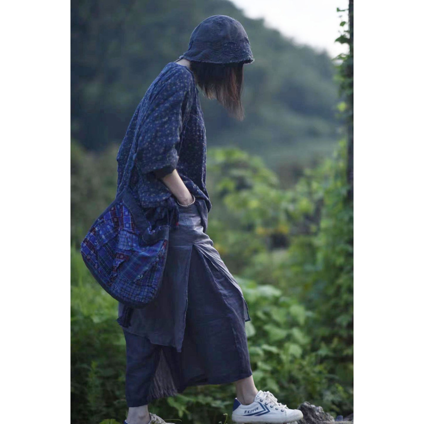 2025 21/7 Xiaoqi, early autumn new literary and retro double-layer cotton printing loose round neck half-open pullover short shirt